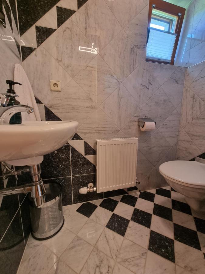 Apartment Bachweg フォルスタウ エクステリア 写真